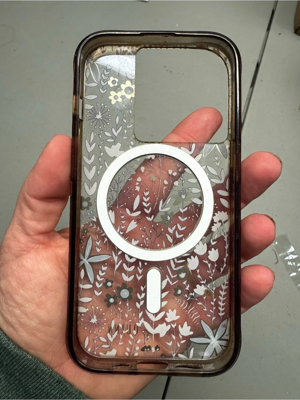 Clear Floral MagSafe-Compatible Phone Case with‎ White Accents